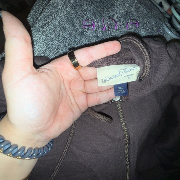 Brown universal thread zip up - Picture 2 of 2